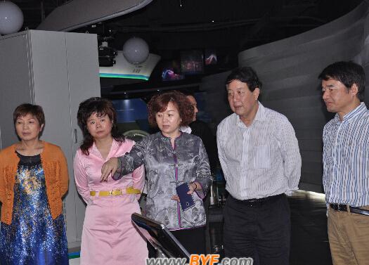 湖南省人大及科技厅领导考察中科电气-百方网