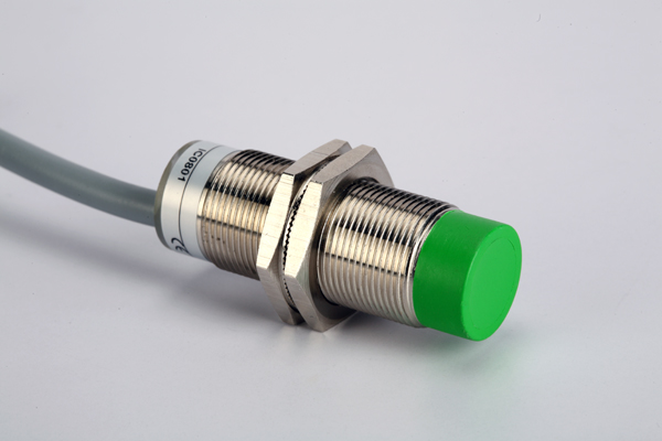 宜科电感式接近开关、传感器、防水接近开关、耐高温传感器