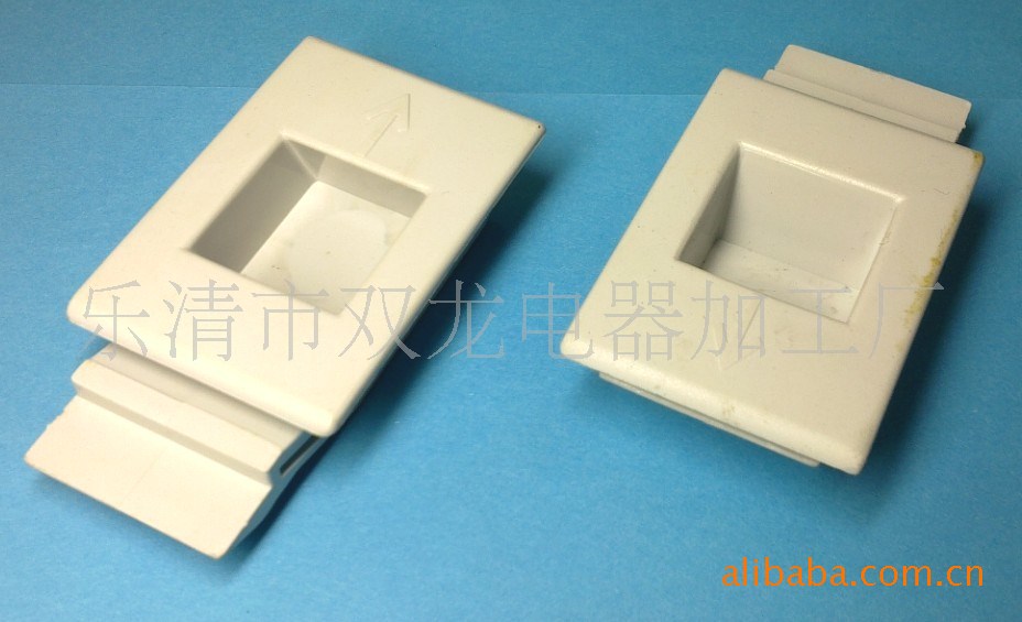 塑料门锁扣