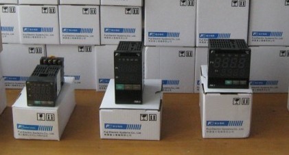 富士PXR9TCY1-8W000-C