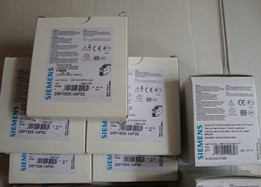 3RP15051BP30時(shí)間繼電器