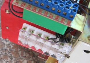 施耐特 M-T智能型万能式断路器