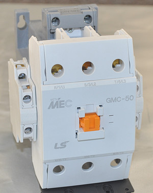 青岛-GMC-50交流接触器图1