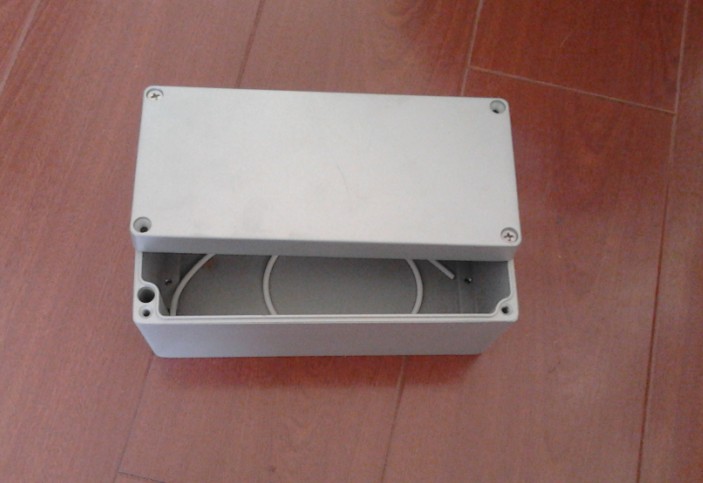 铸铝接线盒MLH82A(120*120*82)