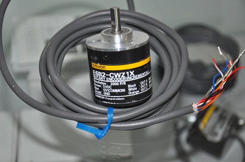 E6B2-CWZ1X 2000P欧姆龙增量型旋转编码器